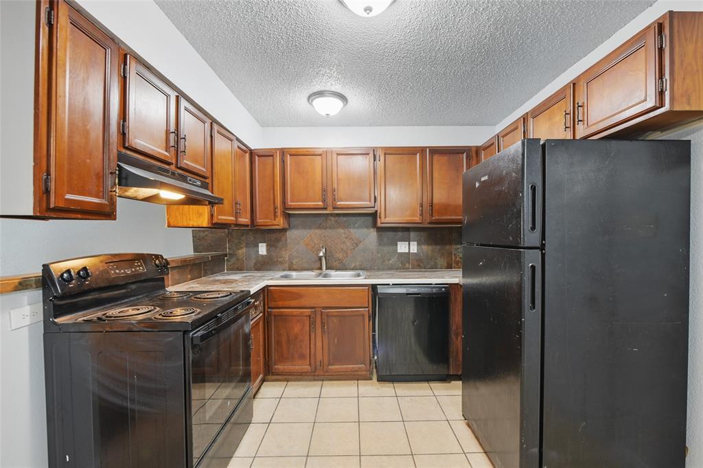 Couch J T Add - Residential Lease