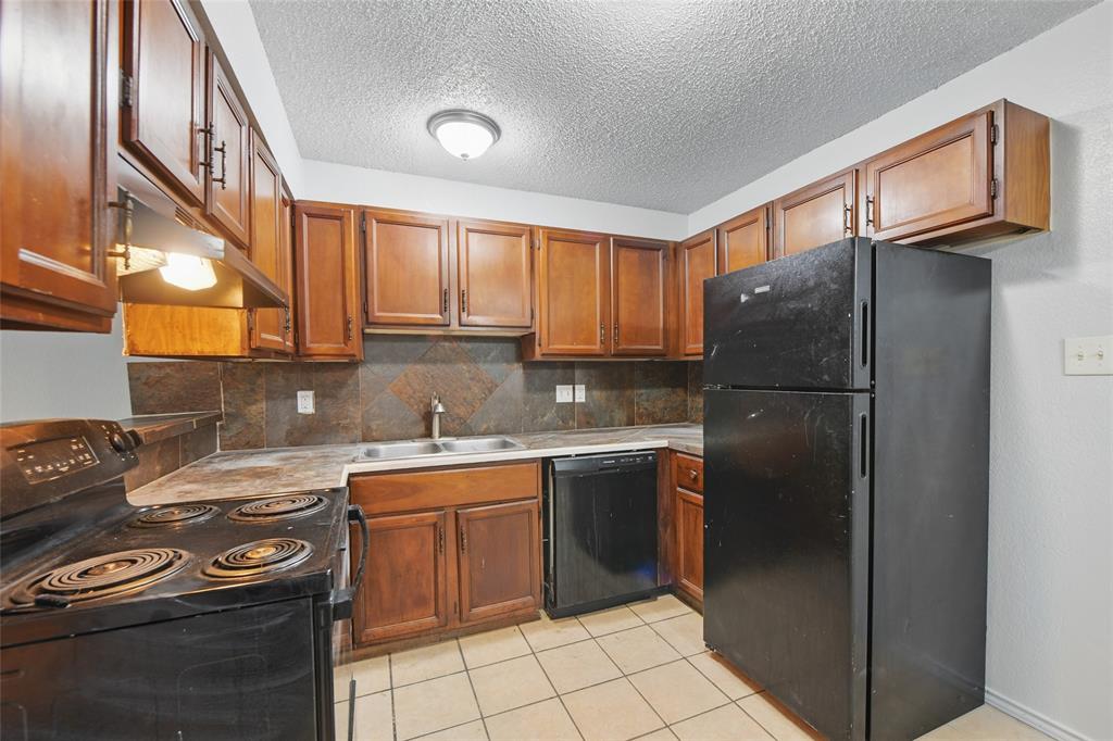 Couch J T Add - Residential Lease