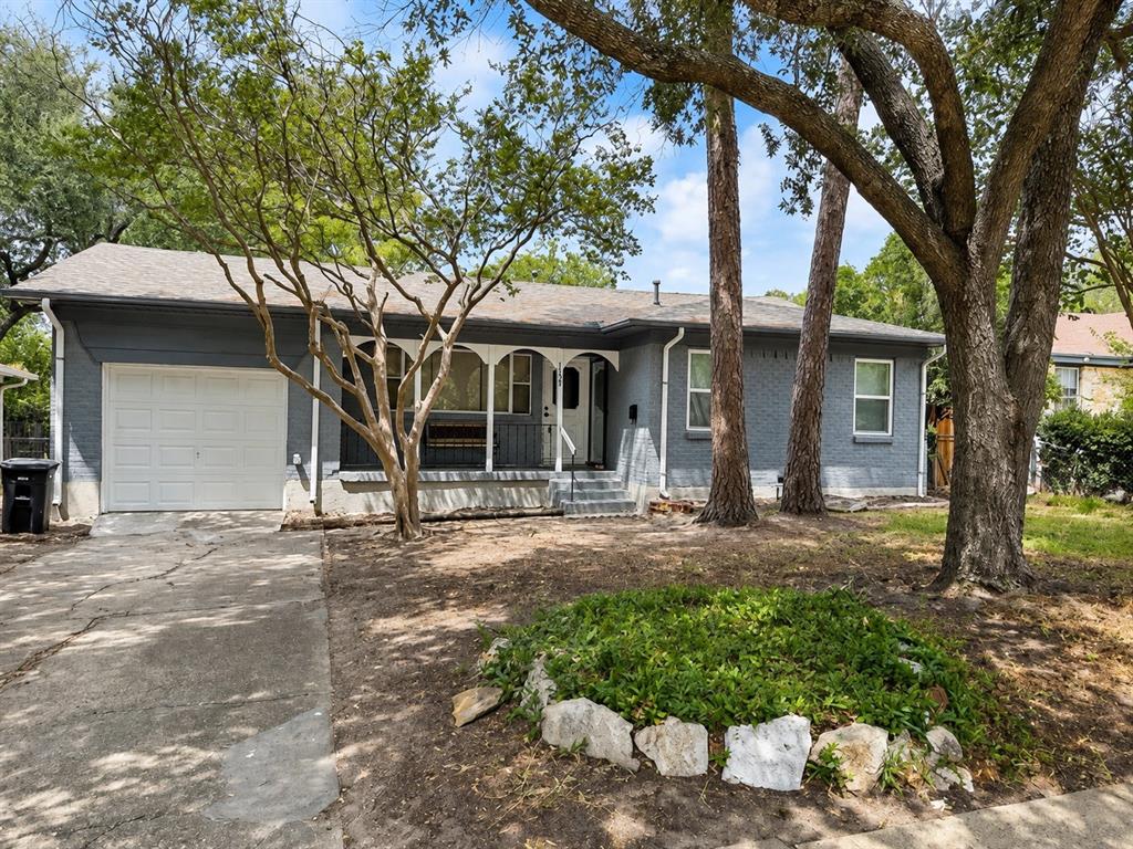 1323 Crestridge Drive
