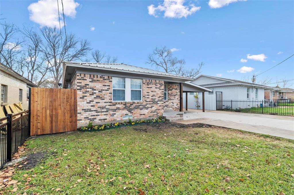 Lewis Whitlock - Residential Lease