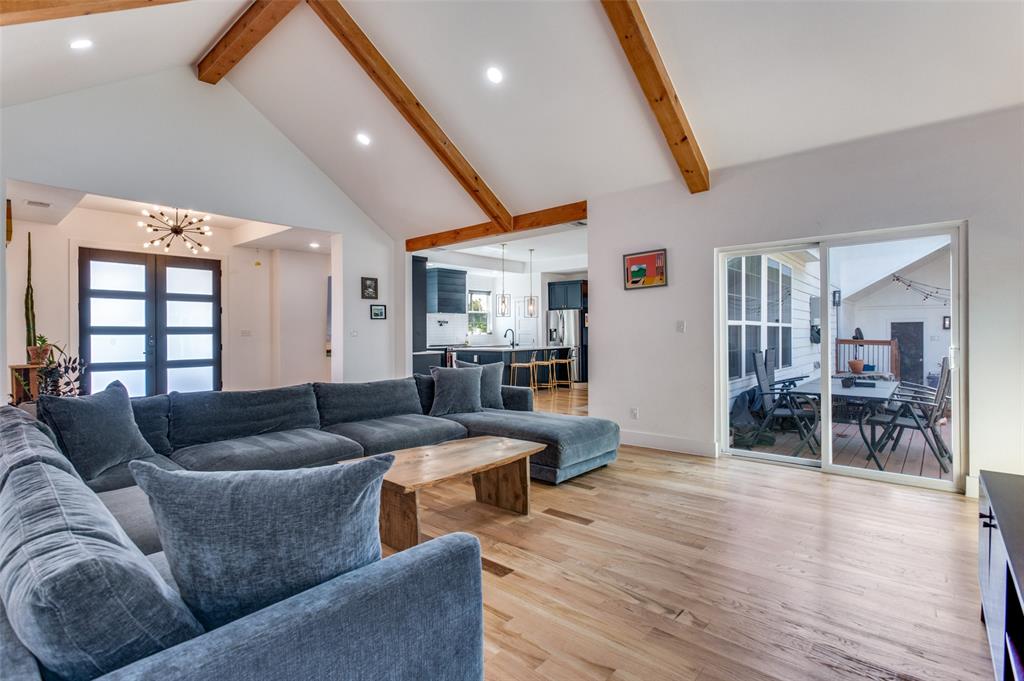 1723 N Edgefield Avenue