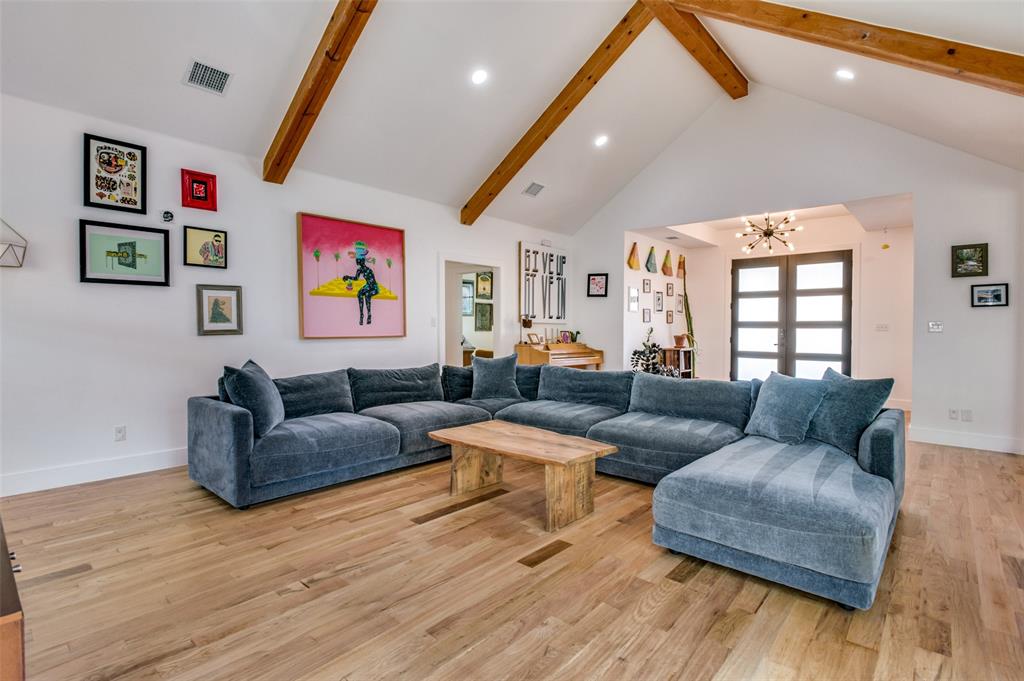 1723 N Edgefield Avenue