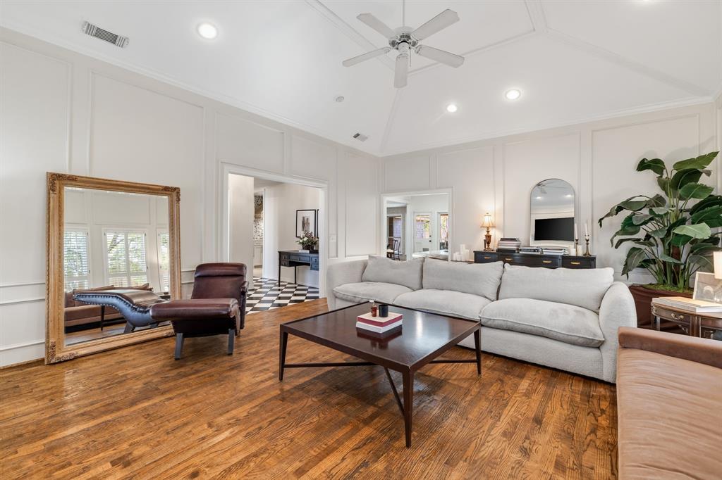 2404 Chadbourne Drive