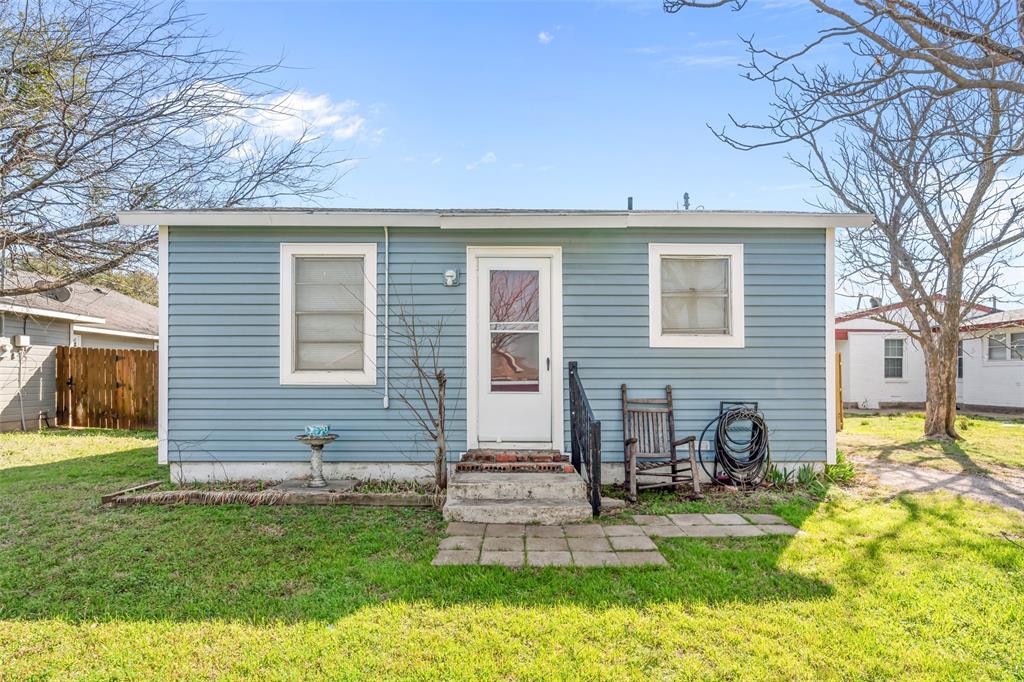 1231 W Bishop Street