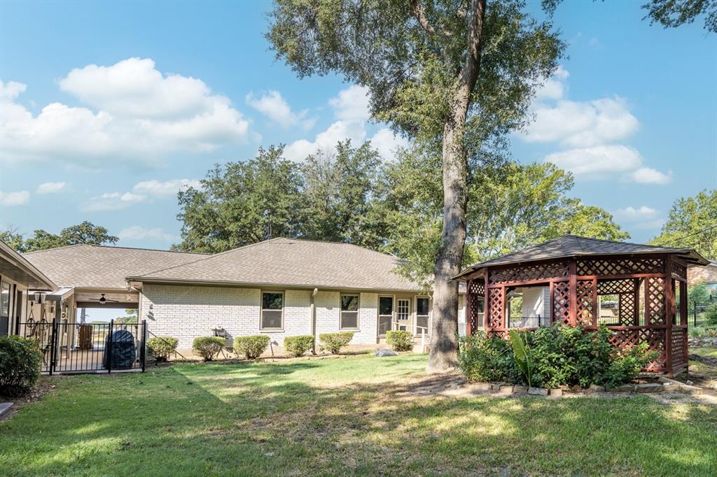 Country Club Village - Residential