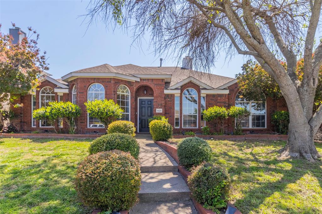 1528 Balboa Lane