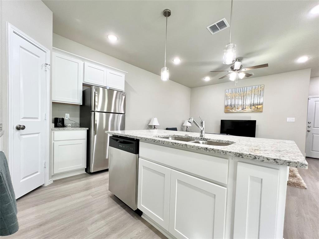 East Park - Residential Lease