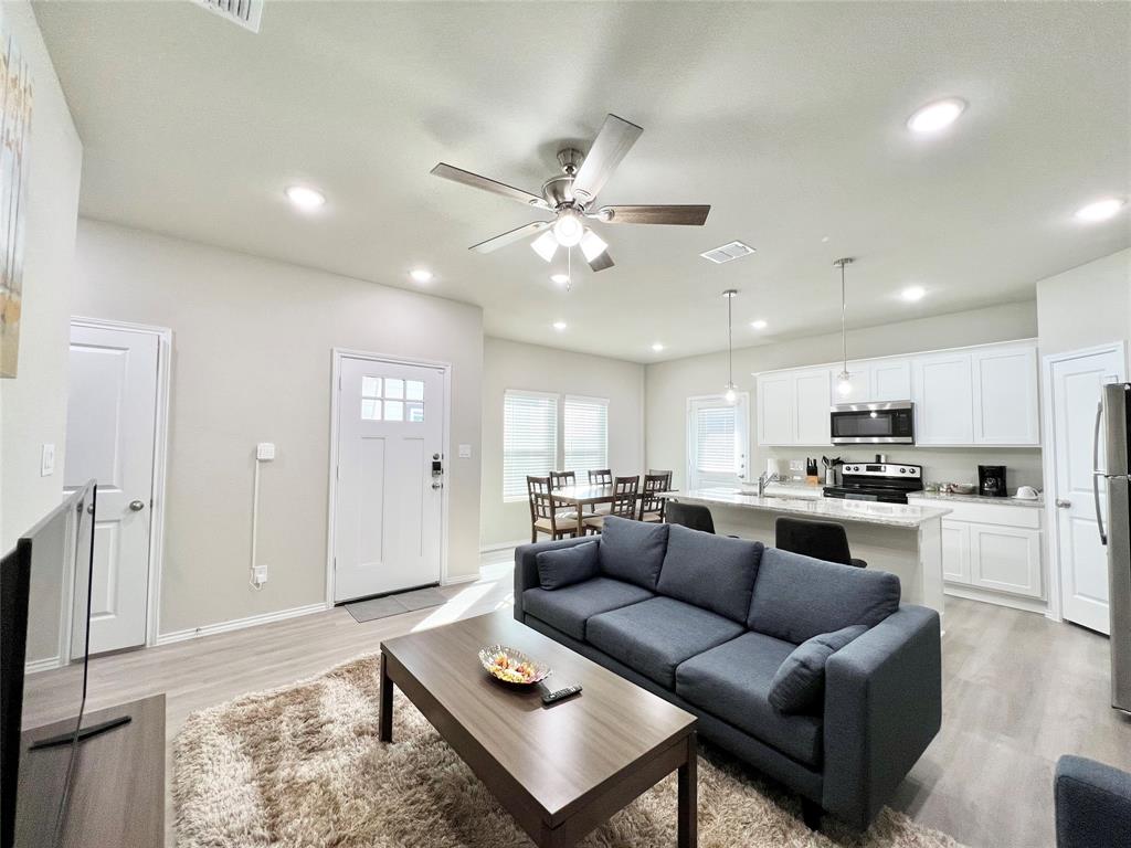 East Park - Residential Lease