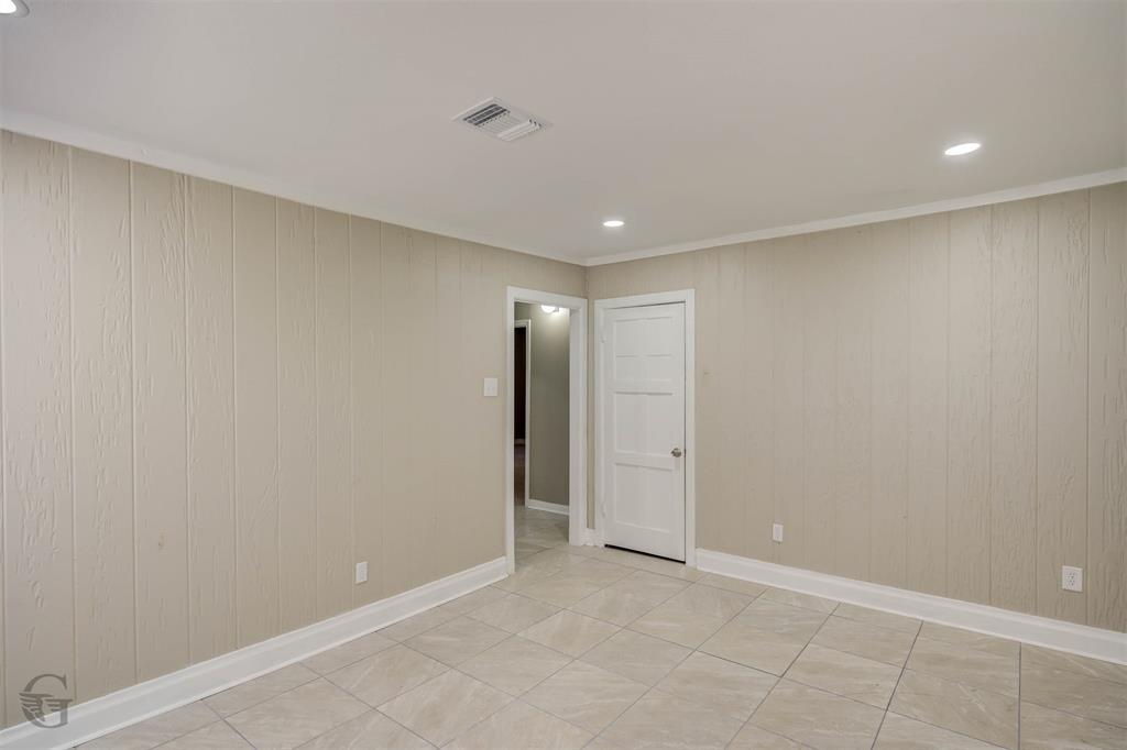 V-A Sub - Residential Income