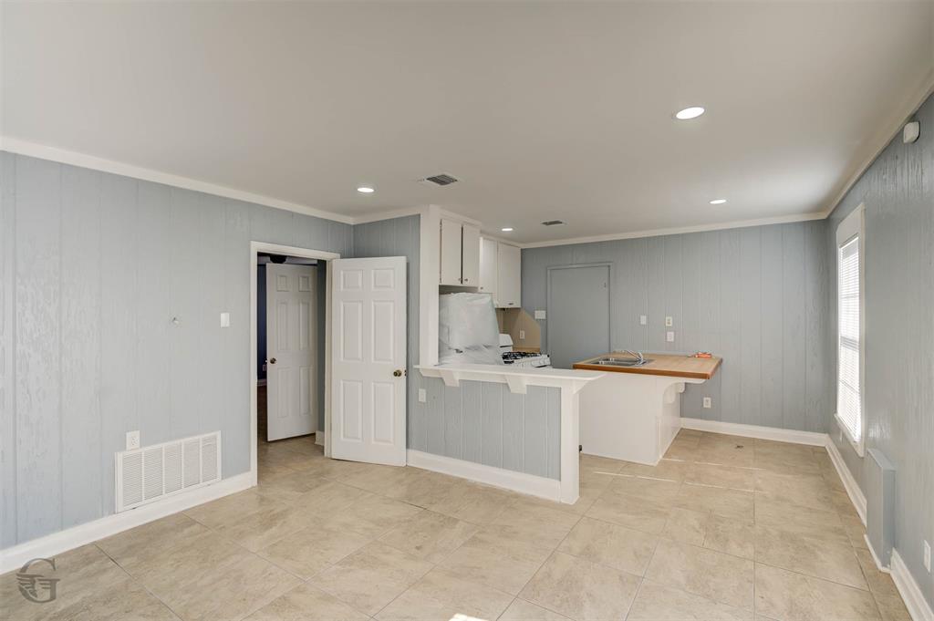 V-A Sub - Residential Income