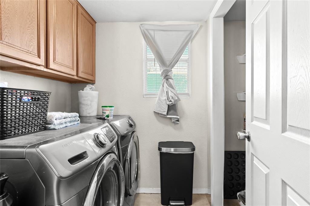 Ambassador Square One - Residential Income