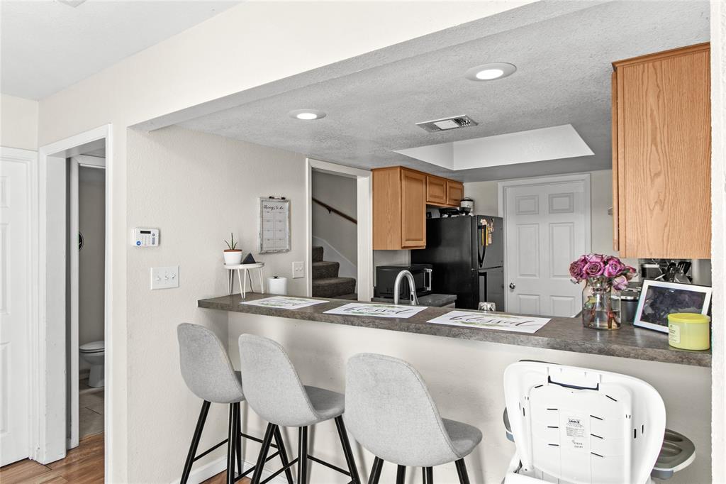 Ambassador Square One - Residential Income