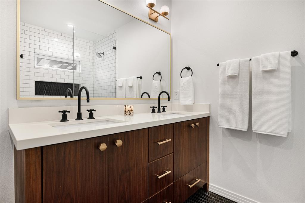 Greenville Crest 03 03 - Residential