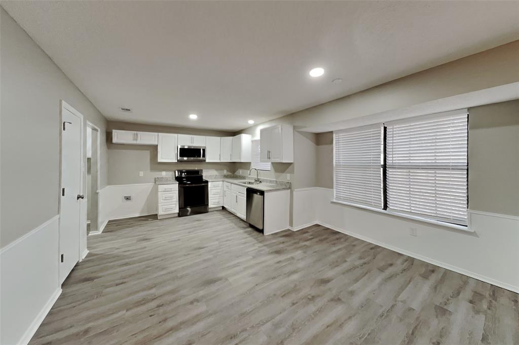 Englewood Estate - Residential Lease