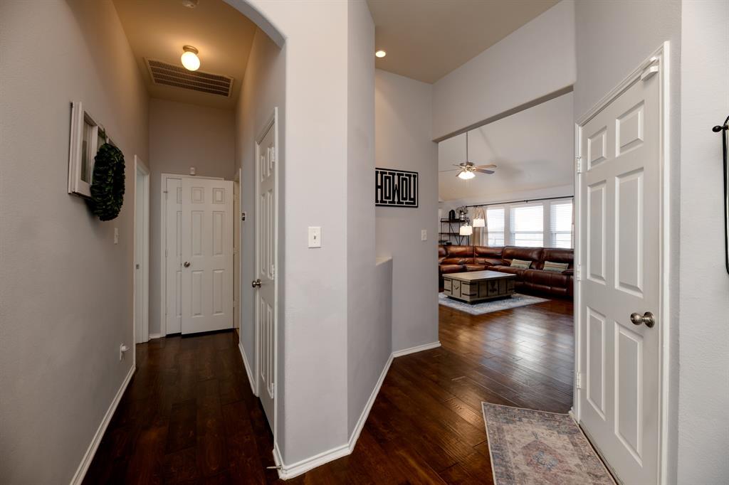 5425 Parkview Hills Lane