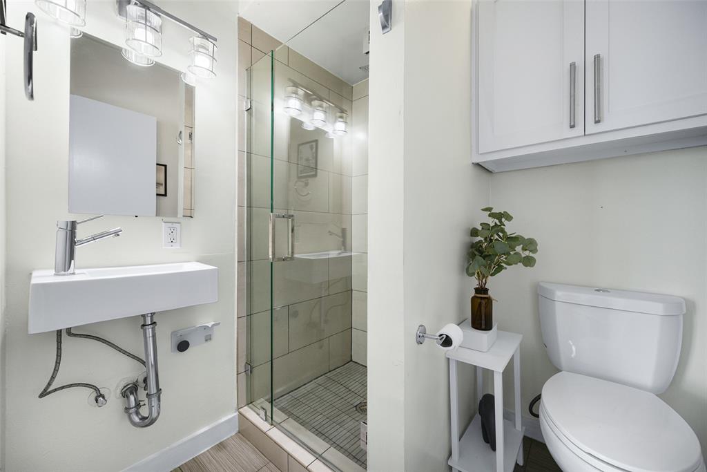 GILBERT TERRACE RESIDENCES - Residential