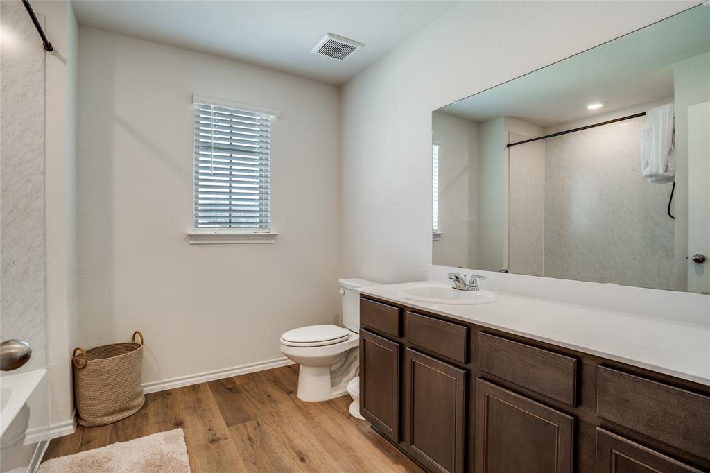 Three Oaks - Residential