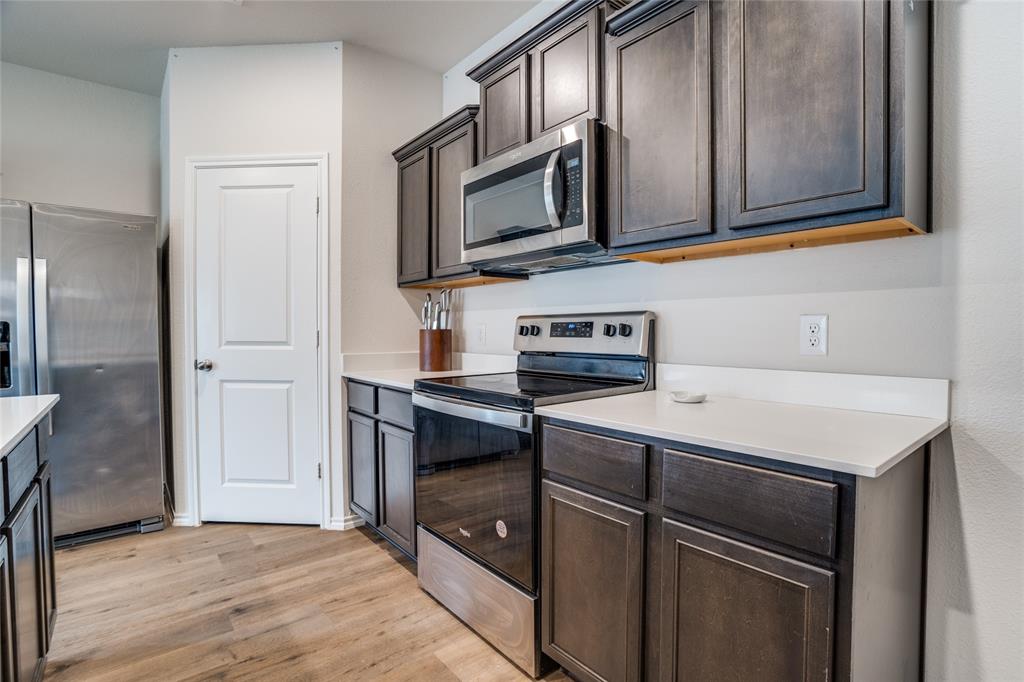 Three Oaks - Residential