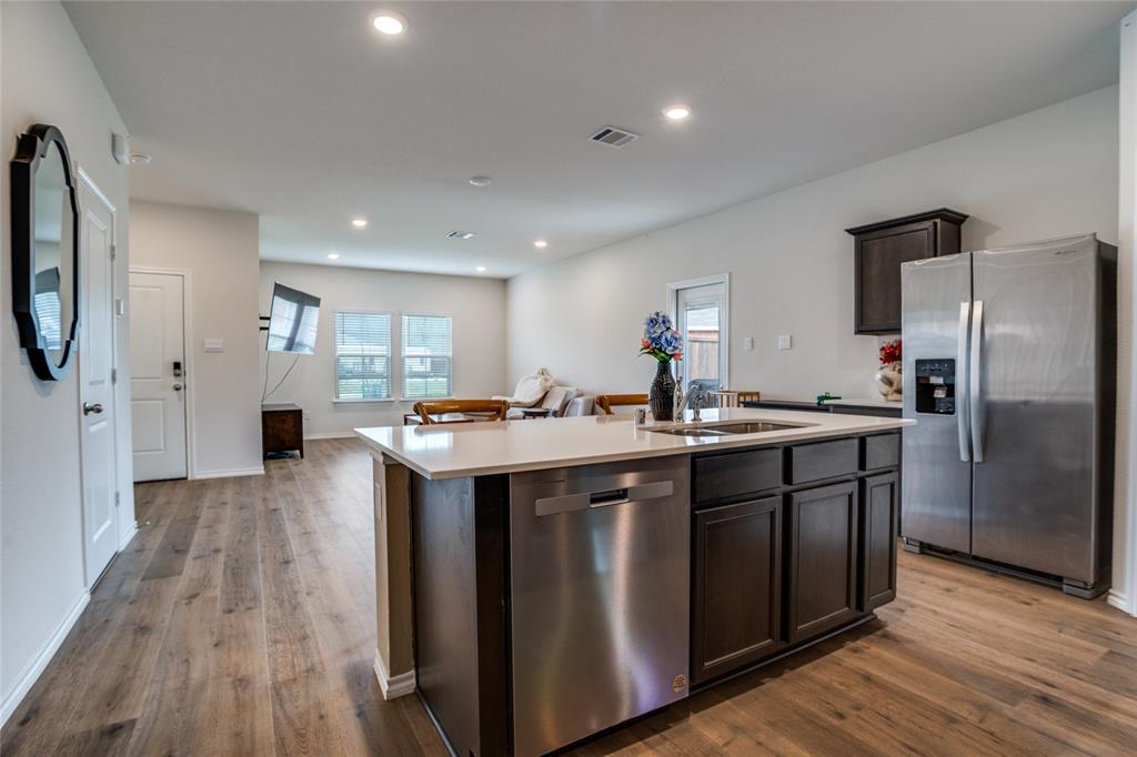 Three Oaks - Residential