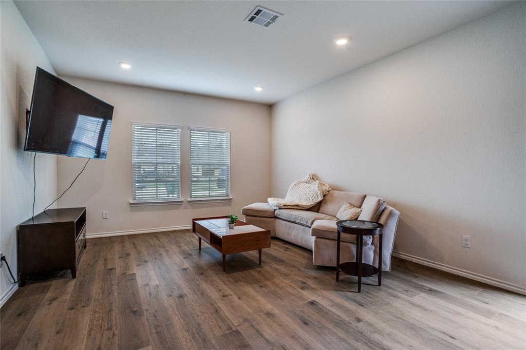 Three Oaks - Residential