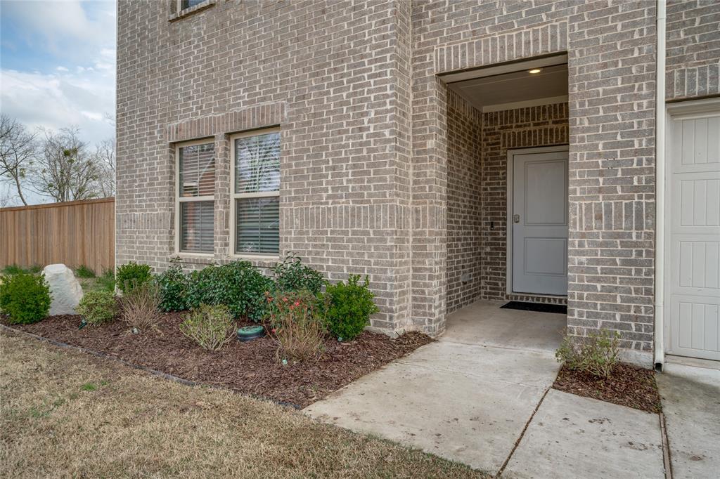 Three Oaks - Residential