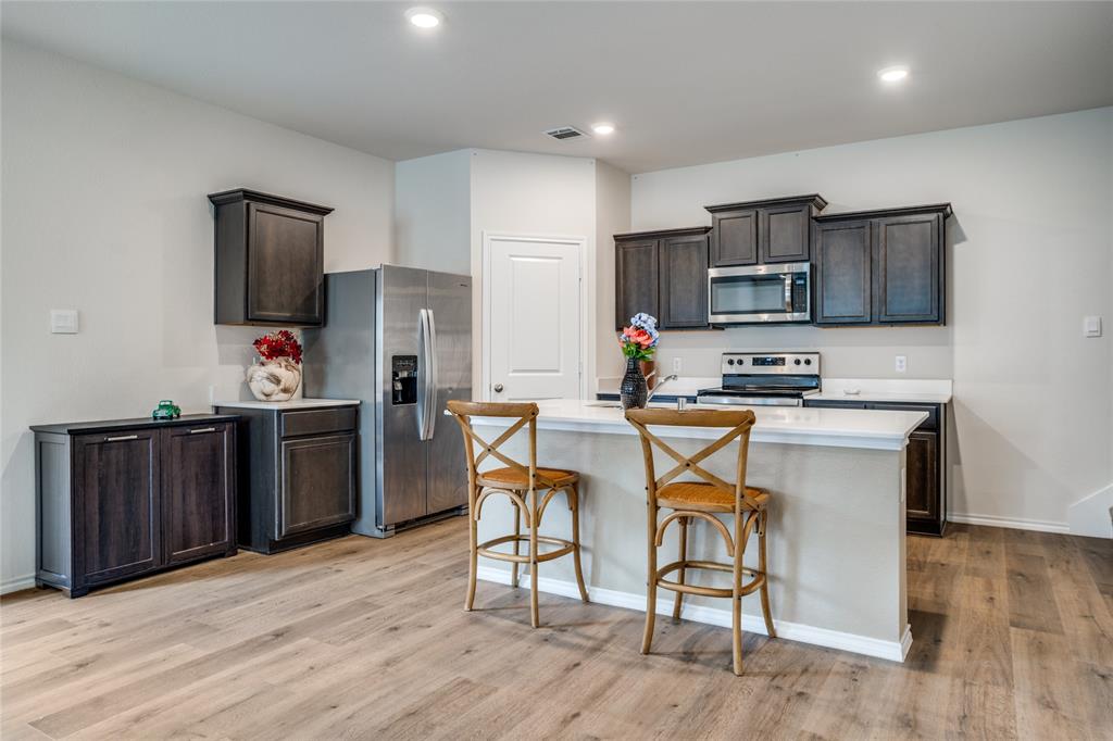 Three Oaks - Residential