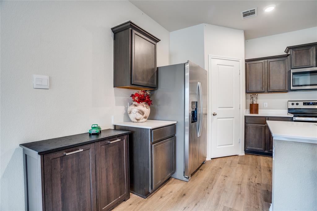 Three Oaks - Residential