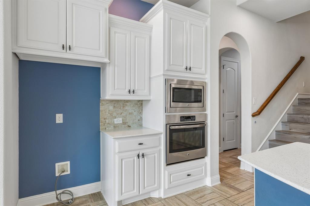Oglethorpe Village At Savannah - Residential