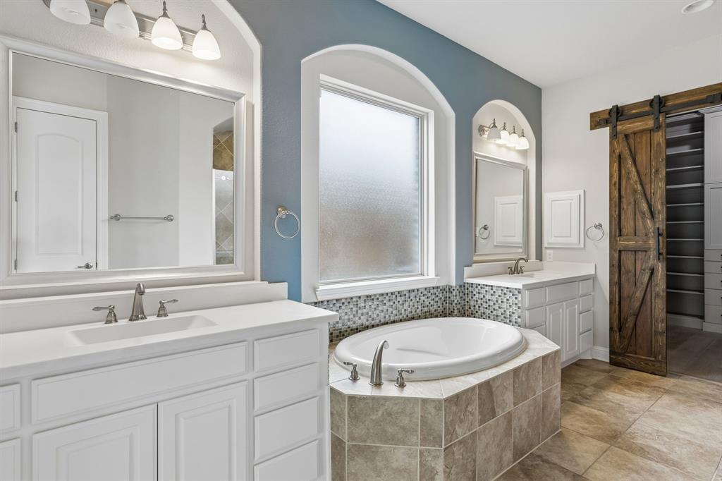 Oglethorpe Village At Savannah - Residential