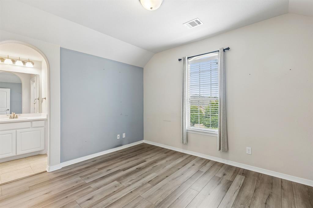 Oglethorpe Village At Savannah - Residential