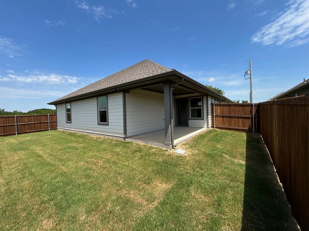 Trenton, Texas 75490, United States, 3 Bedrooms Bedrooms, ,2 BathroomsBathrooms,Residential,Active,21127