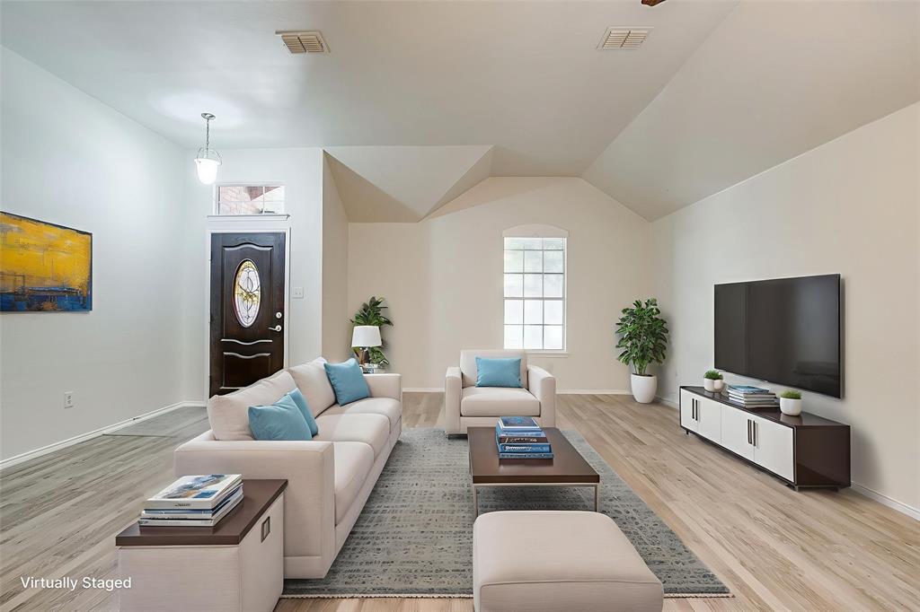 1004 Pebblecreek Drive