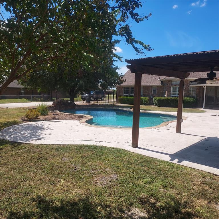 Golden Meadow - Residential