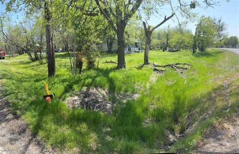 202 S Fm 1138 Nevada TX 75173