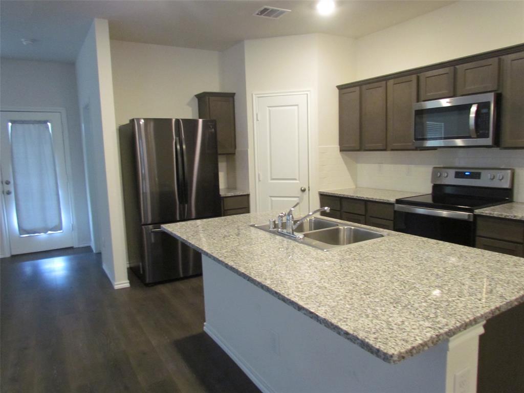 Magnolia Ph 6 - Residential Lease