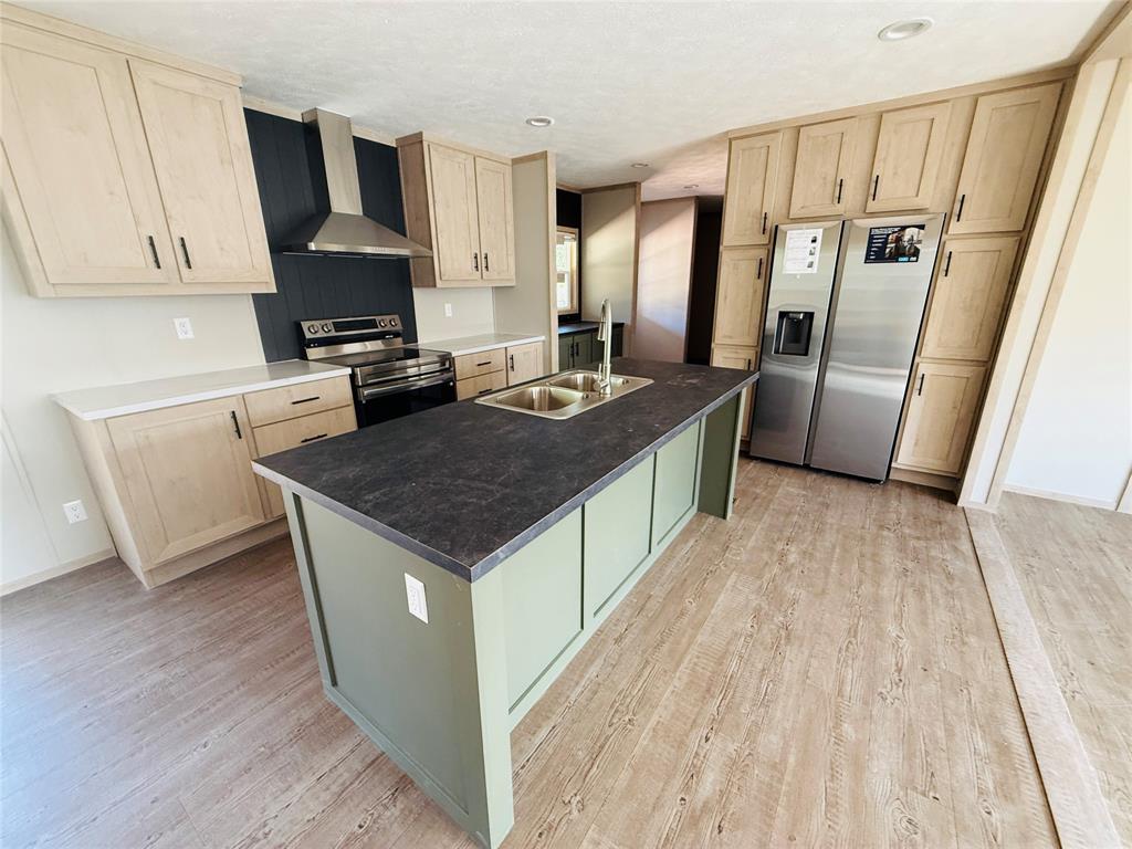 5902 Arrowhead Drive