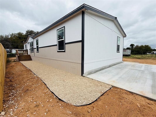 5902 ARROWHEAD DRIVE, GRANBURY, TX 76048 - Image a2245c7d4f094a4e501e997a07b26be7/3712568993