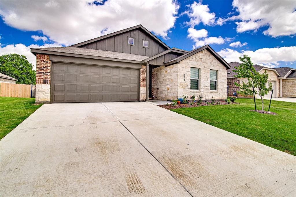 1300 Little Flock Drive