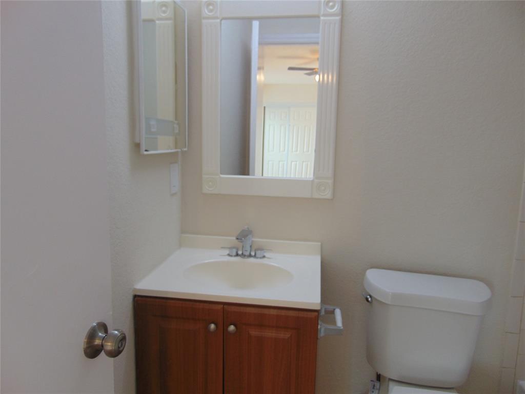 Williamsburg Square - Residential