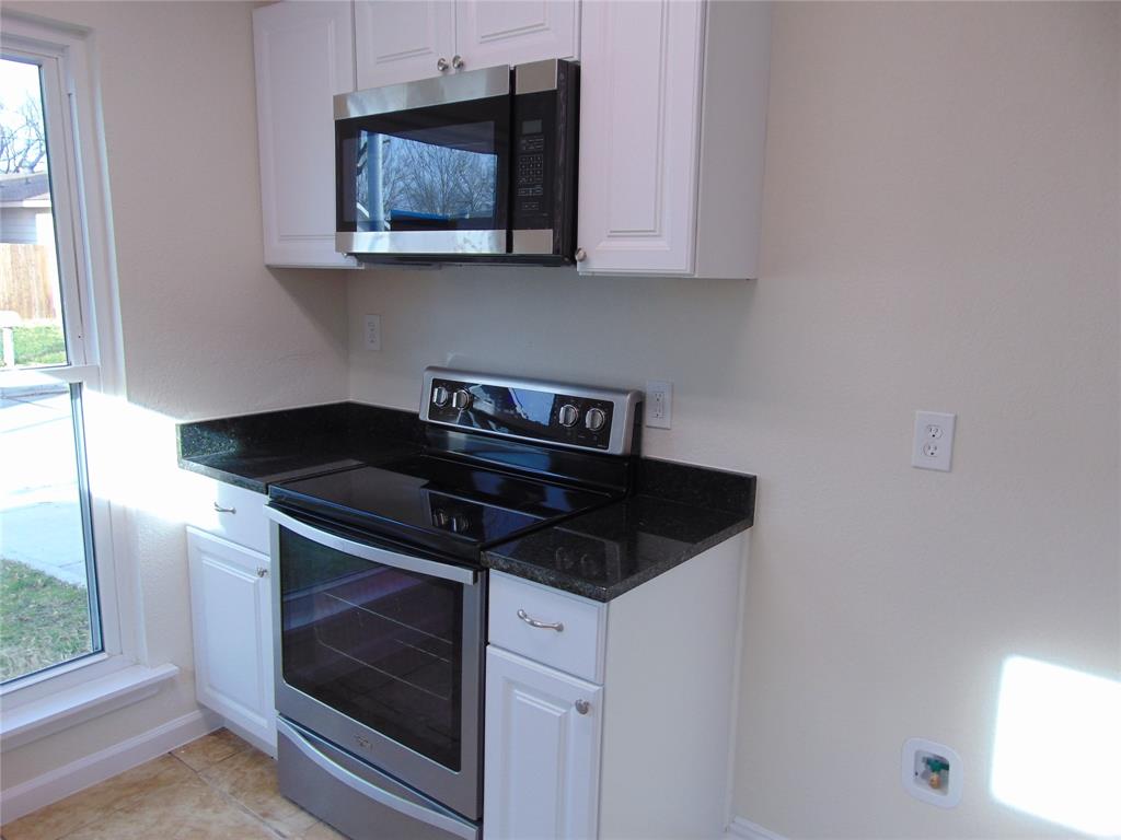 Williamsburg Square - Residential