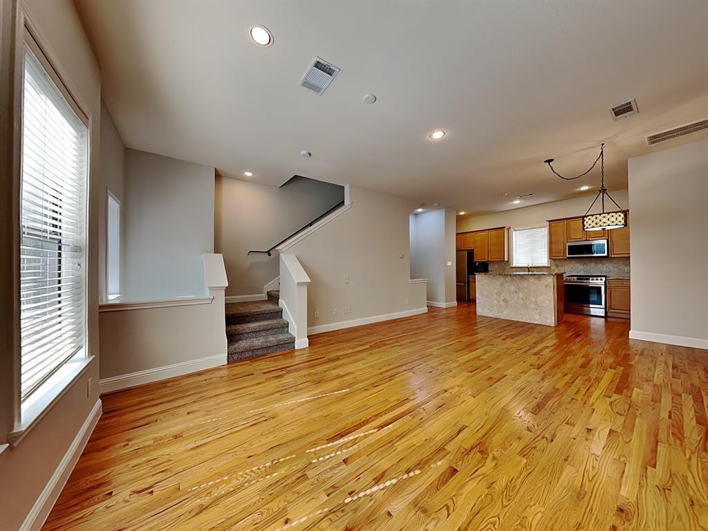 Valencia 02 Amd - Residential Lease