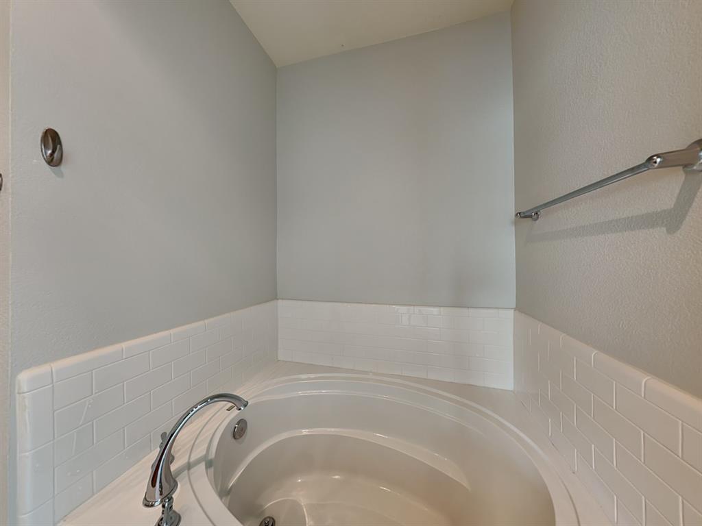 Valencia 02 Amd - Residential Lease