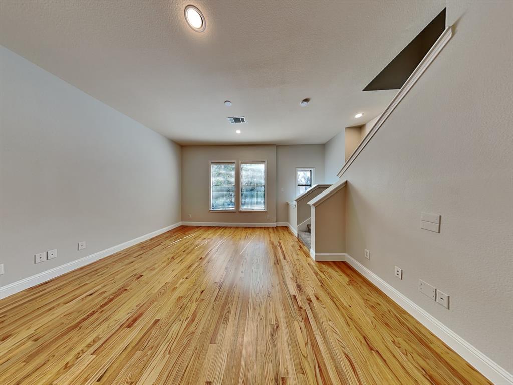 Valencia 02 Amd - Residential Lease