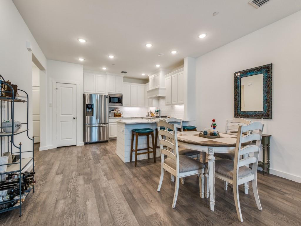 532 Ballustrade Drive