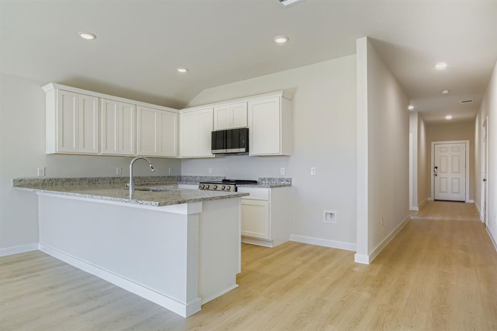 Middlefield Village - Residential