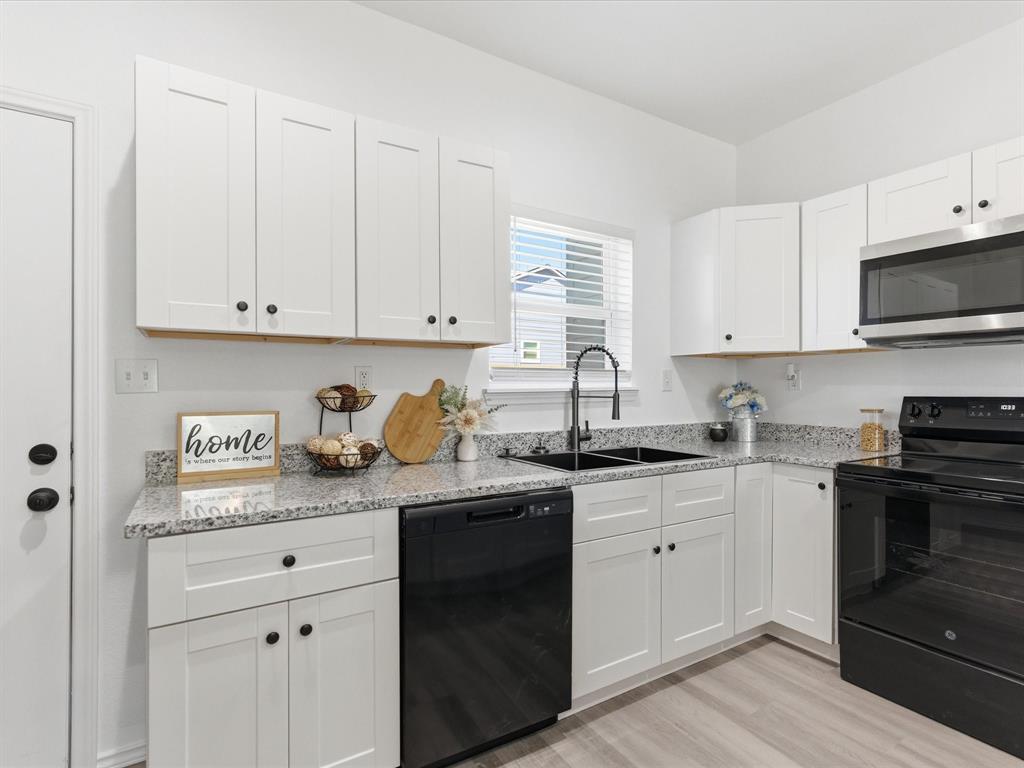 De Loach - Residential