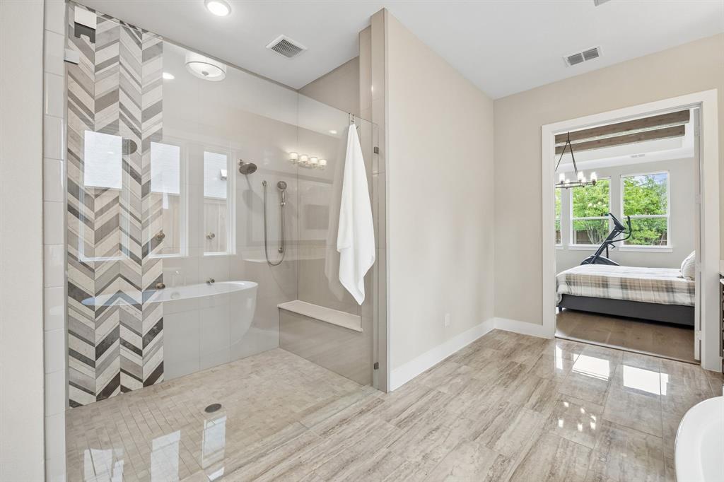 FORESTCREST ESTS - Residential