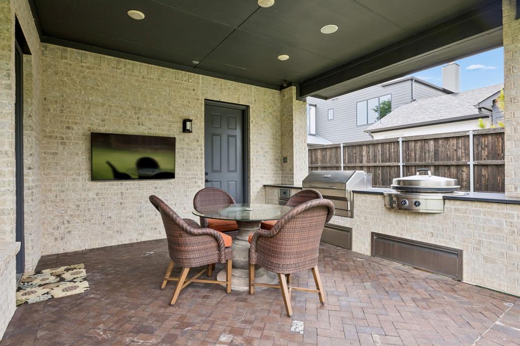 FORESTCREST ESTS - Residential