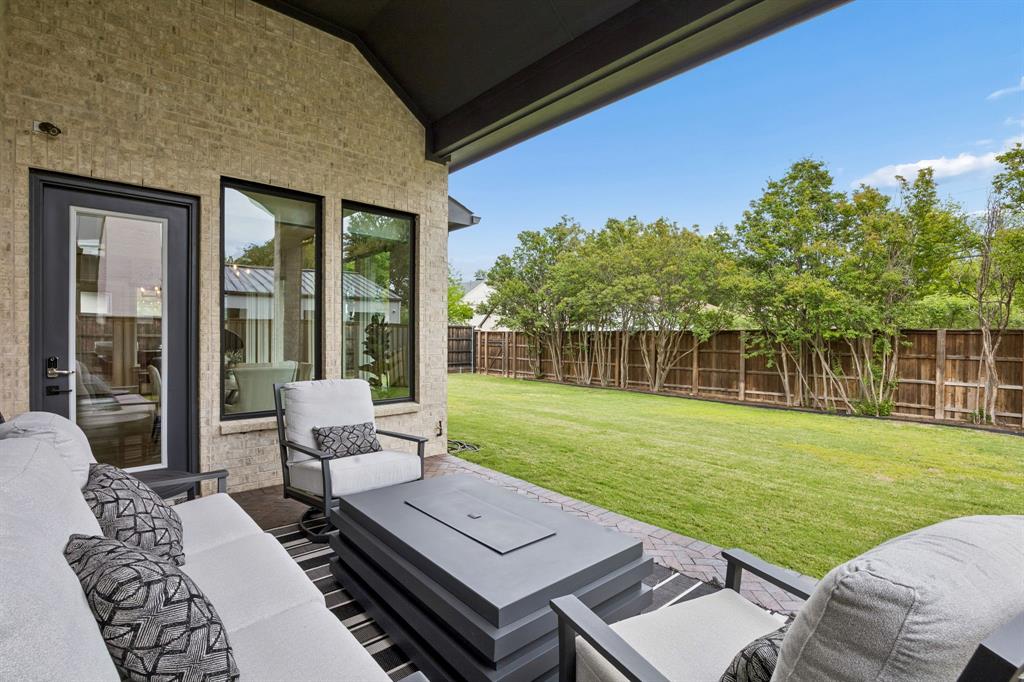 FORESTCREST ESTS - Residential