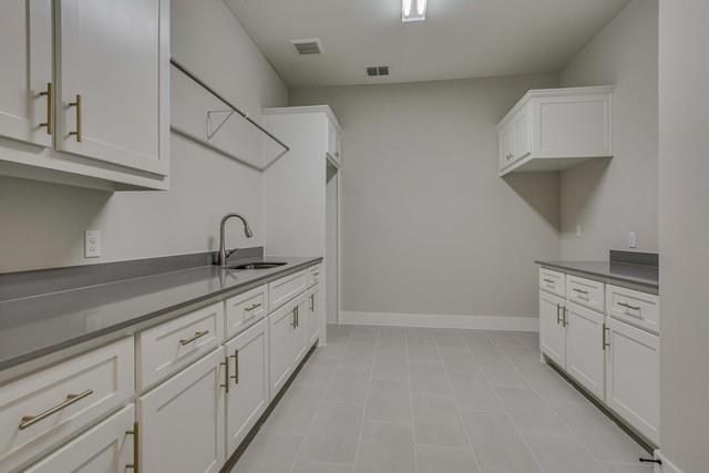 FORESTCREST ESTS - Residential